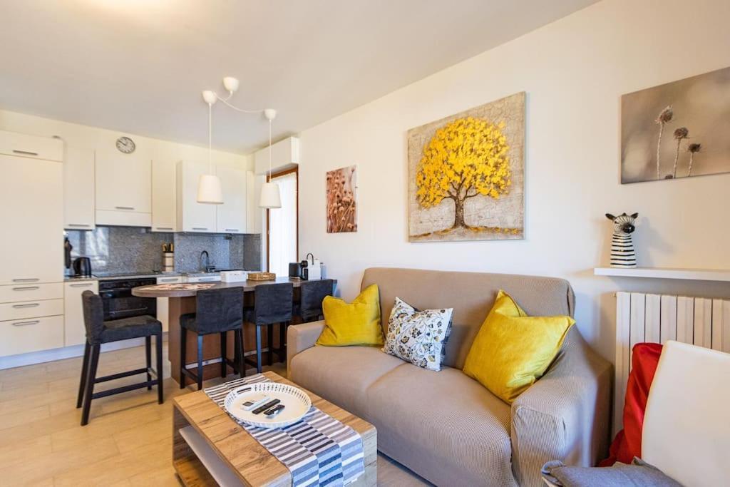 Wraparound Lake Views Bellavista Residence Campione d'Italia Exterior photo